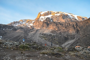 Camping_in_Mount_Kilimanjaro
